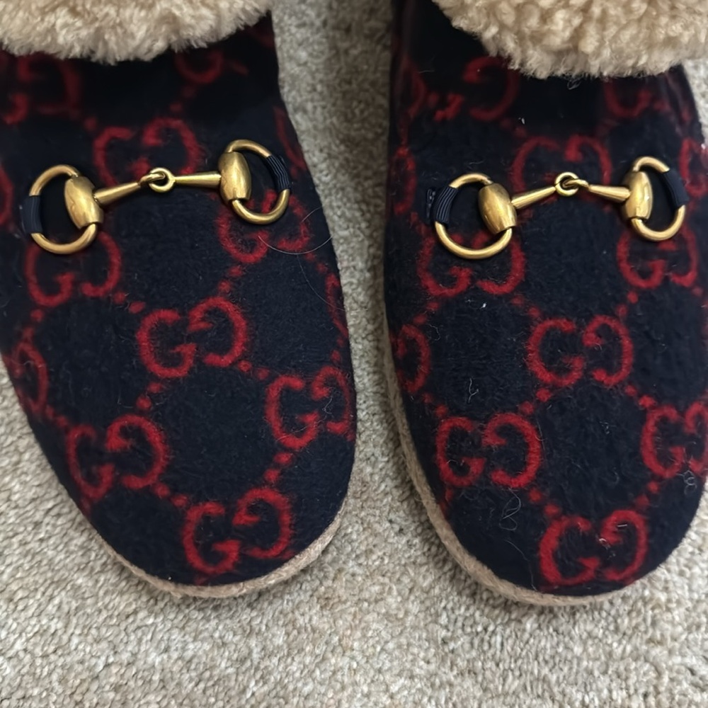 Mongolian Lamb Gucci boots - Picture 5 of 5